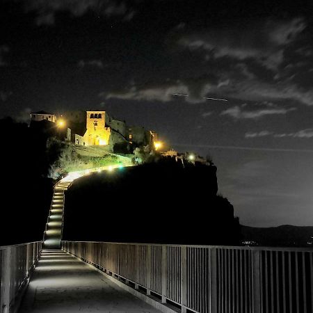 Iroom Civita Bagnoregio Exterior photo